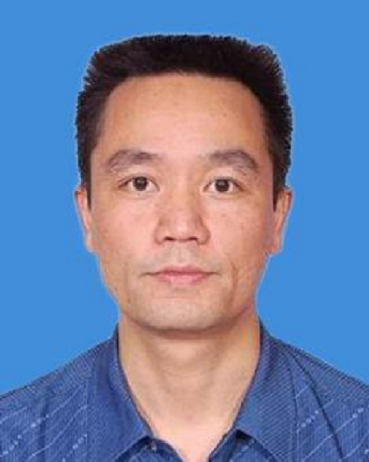 徐辉
中文博彩平台卫生健康局局长、党组书记、四级调研员