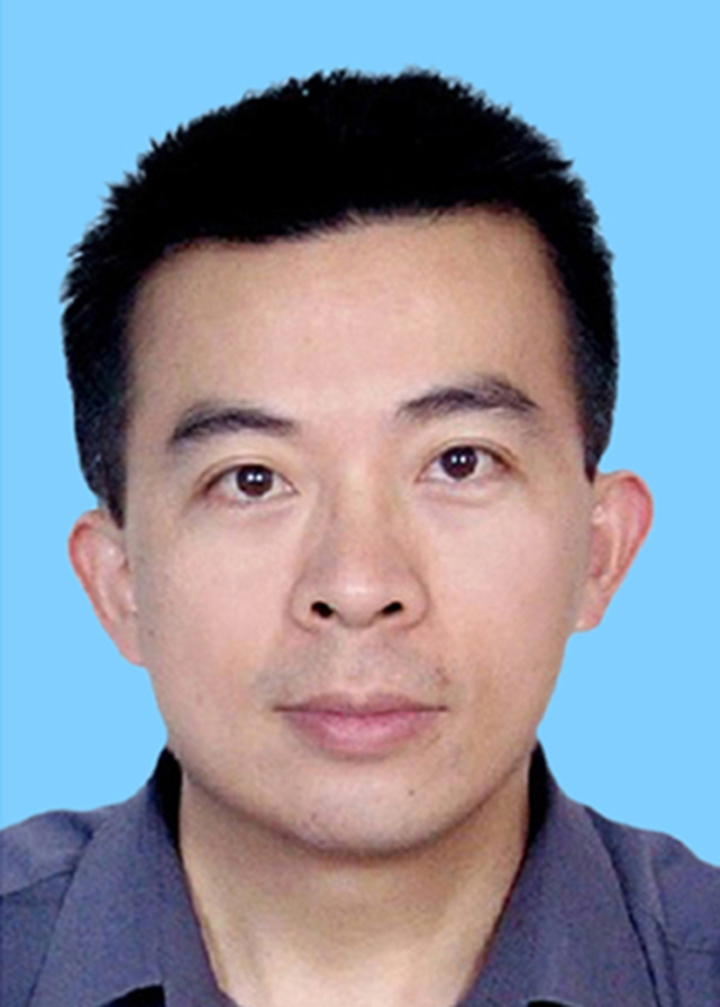  邓寿平
中文博彩平台疾病预防控制中心副主任