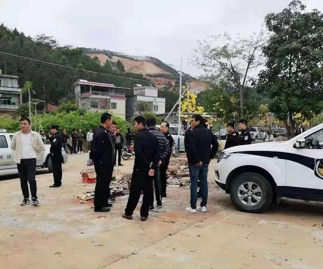 拆除行动现场