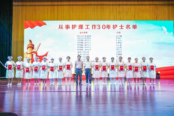 8c30bbc12a12b541fd4fb8c52c3137e.jpg