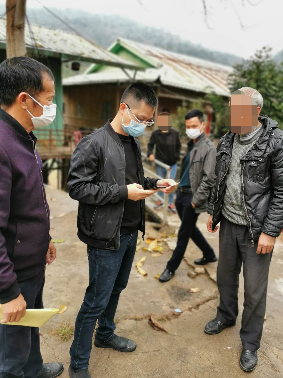 走村入户摸底排查
