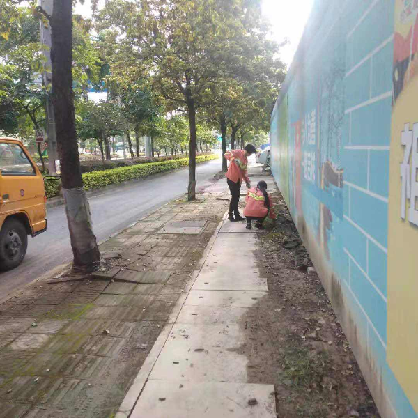 2021.8.15文明创建志愿活动照片12.jpg
