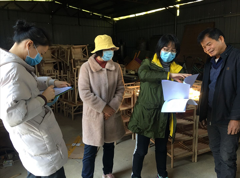 服务队到镇三小场所指导复产复工工作