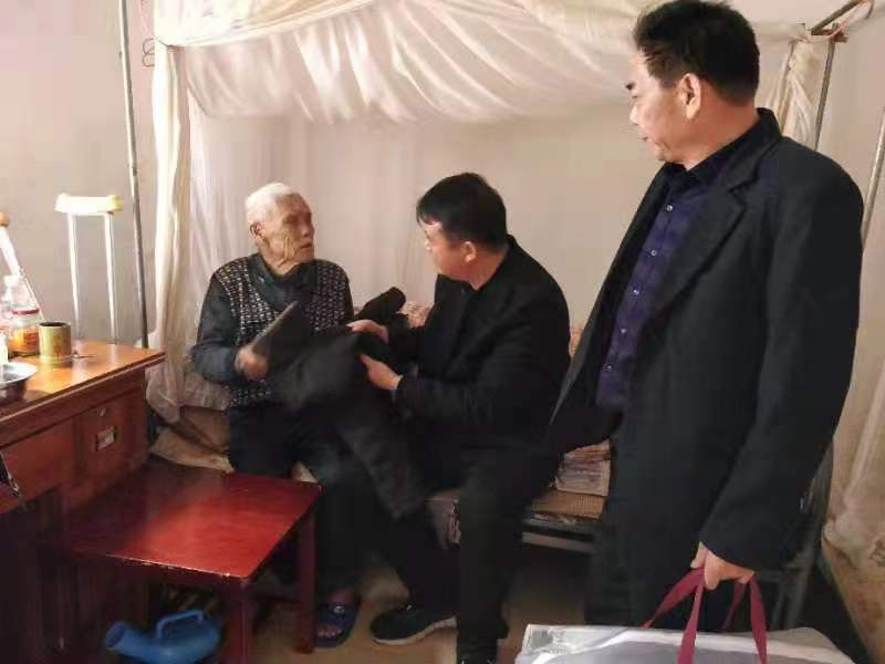 文章配图