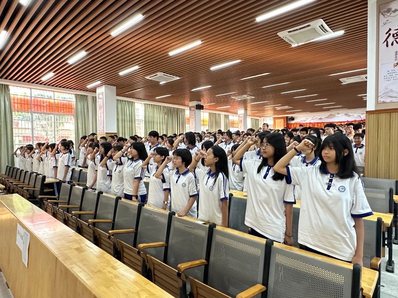 校园2.jpg