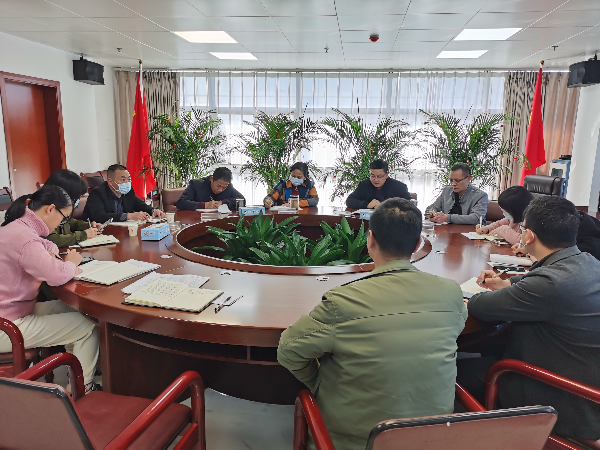 医政医管股党小组例会.png