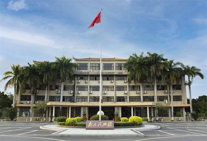 政府正门.jpg