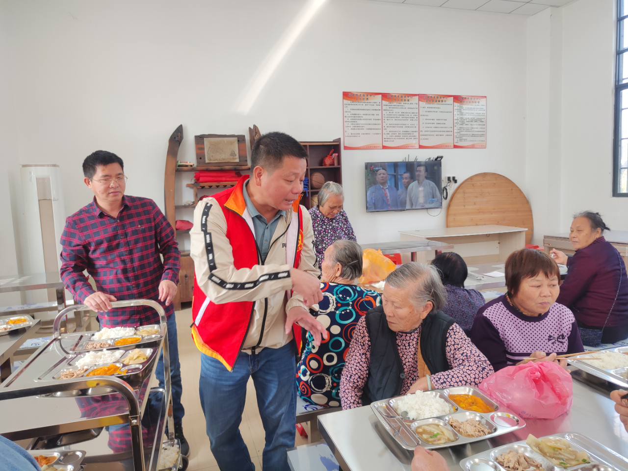 长者饭堂.png
