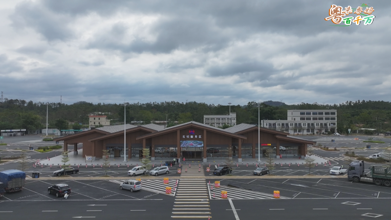 【粤来粤好百千万】汕湛高速石坝服务区升级焕新 助农窗口年销超700万元